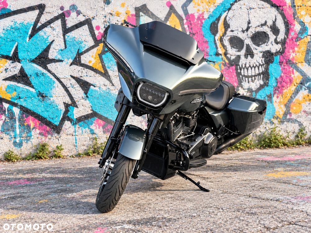 Harley-Davidson Touring Street Glide - 1