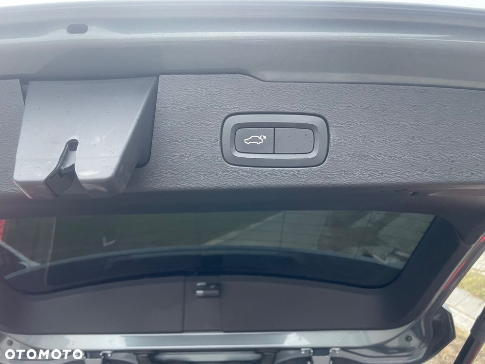 Volvo V60 D3 Geartronic Momentum - 20