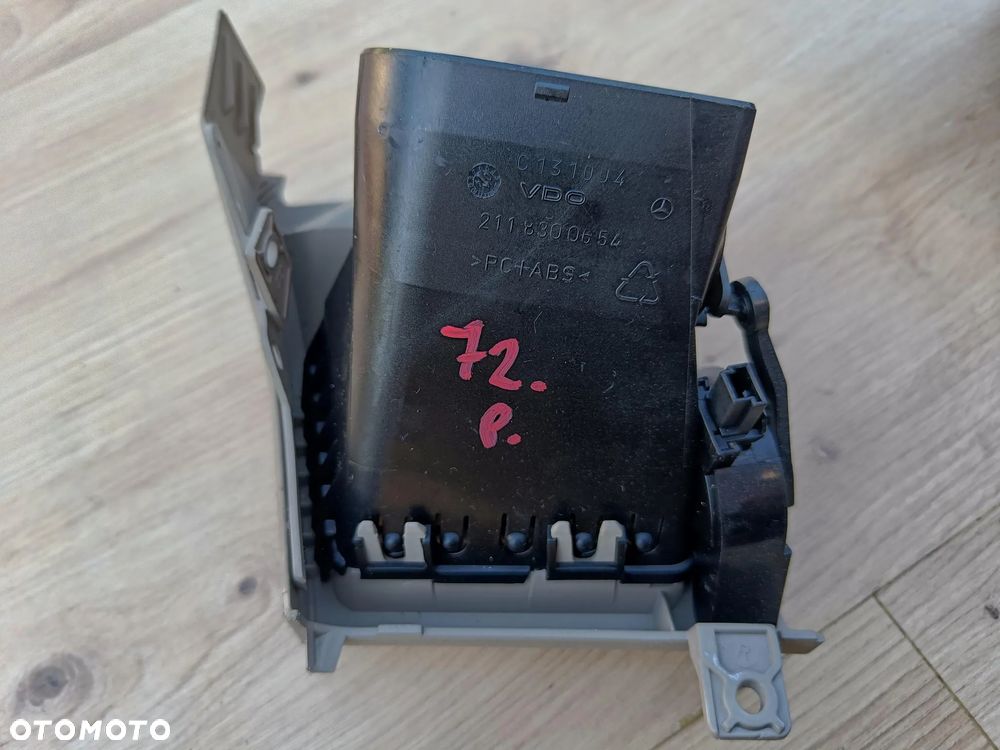 MERCEDES W211 KRATKA NAWIEWU LEWA PRAWA BEŻOWA BANAN - 7