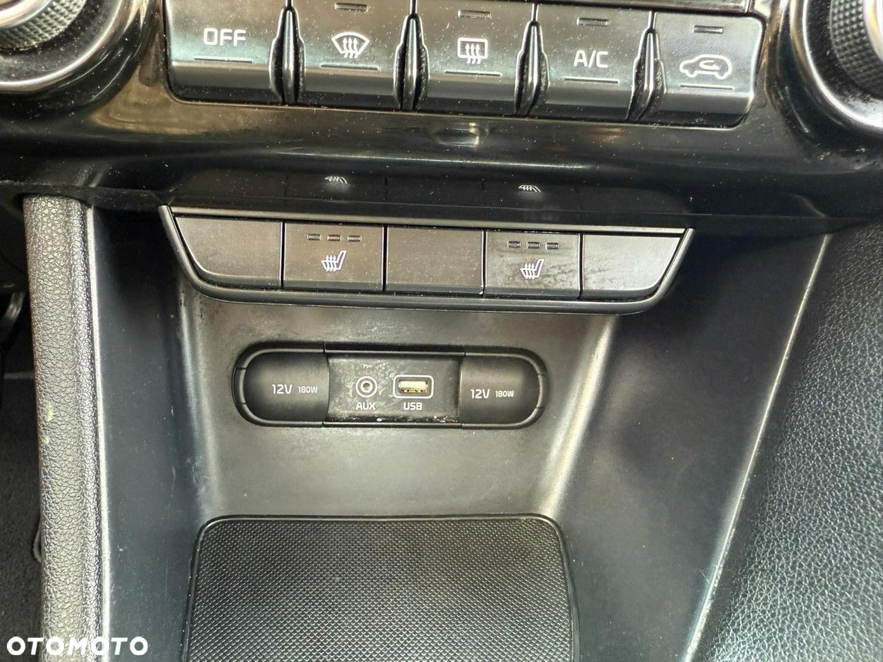 Kia Sportage 1.7 CRDI Business Line 2WD - 24
