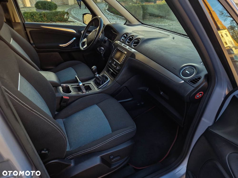 Ford Galaxy 2.0 TDCi Titanium - 12