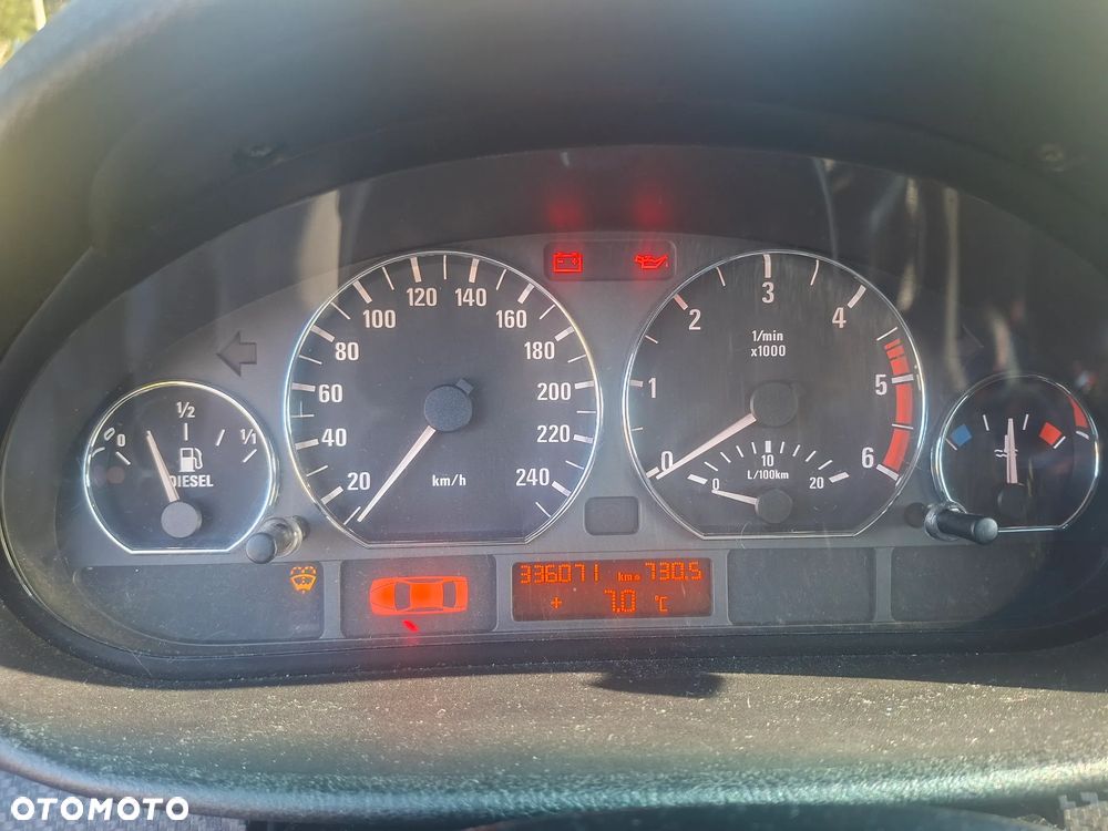 BMW Seria 3 320d - 18
