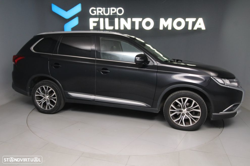 Mitsubishi Outlander 2.2 DI-D Intense+ - 9