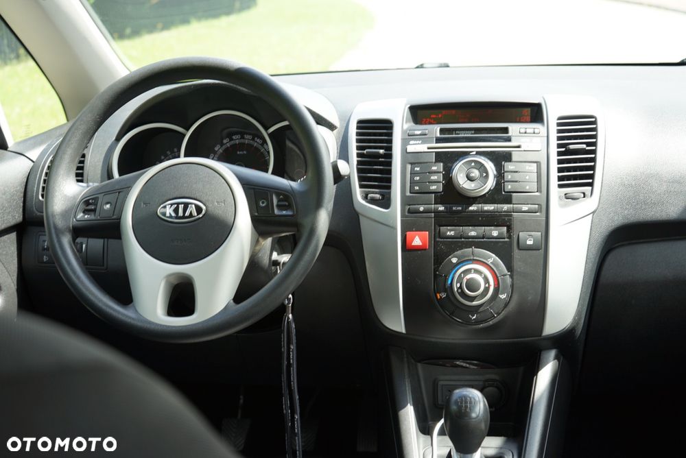 Kia Venga - 13