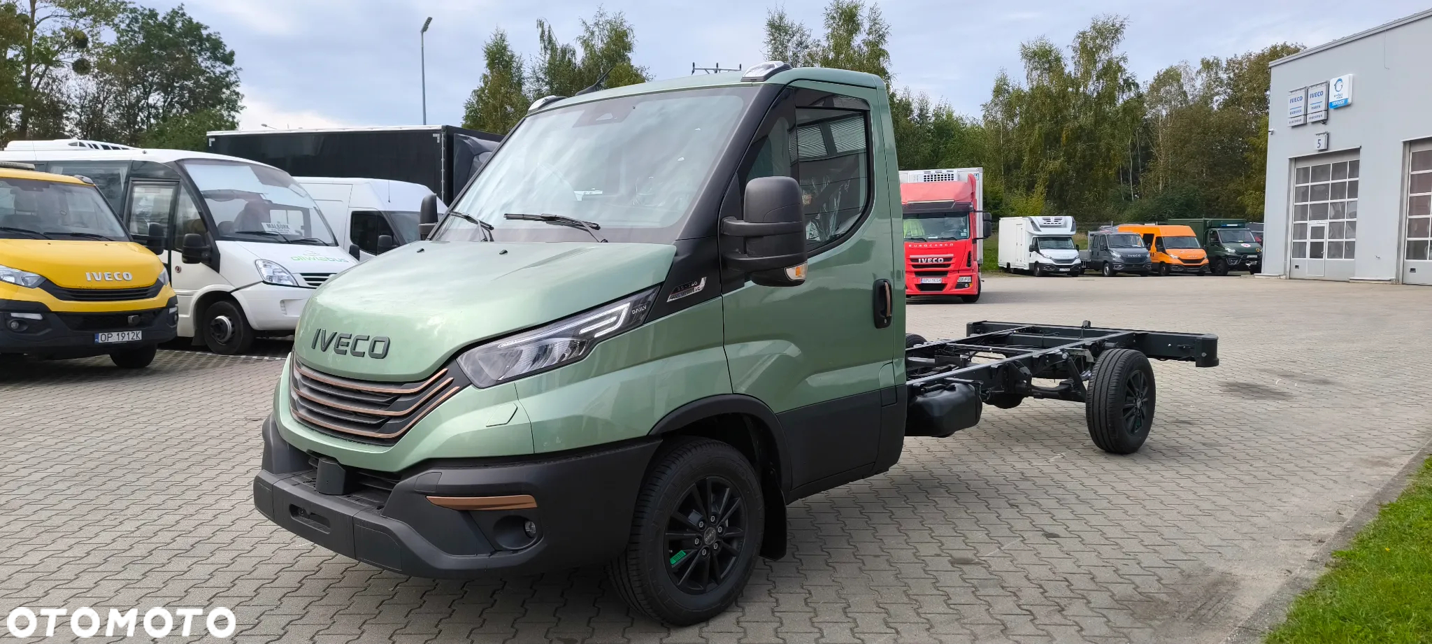 Iveco DAILY 35S16H3.0A8 - Edycja limitowana - 13