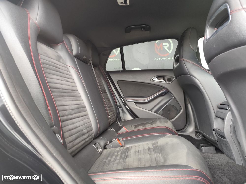 Mercedes-Benz CLA 200 - 33