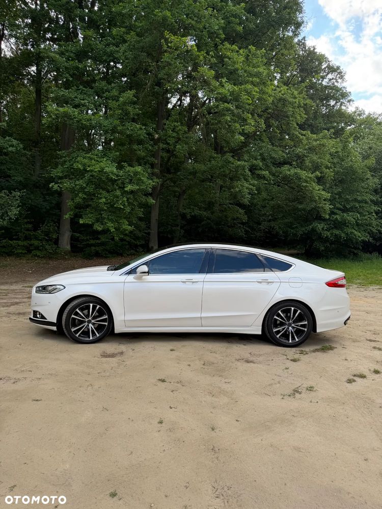 Ford Mondeo 2.0 TDCi Titanium PowerShift - 3