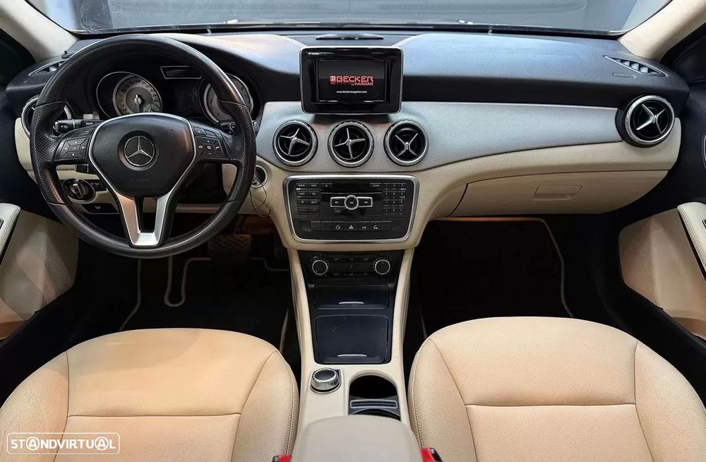 Mercedes-Benz GLA 200 (CDI) d 7G-DCT Urban - 24