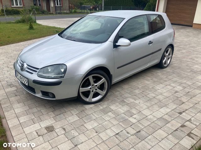 Volkswagen Golf - 8