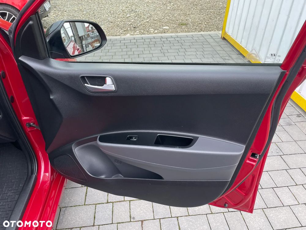 Hyundai i10 1.0 BlueDrive Black Line - 23