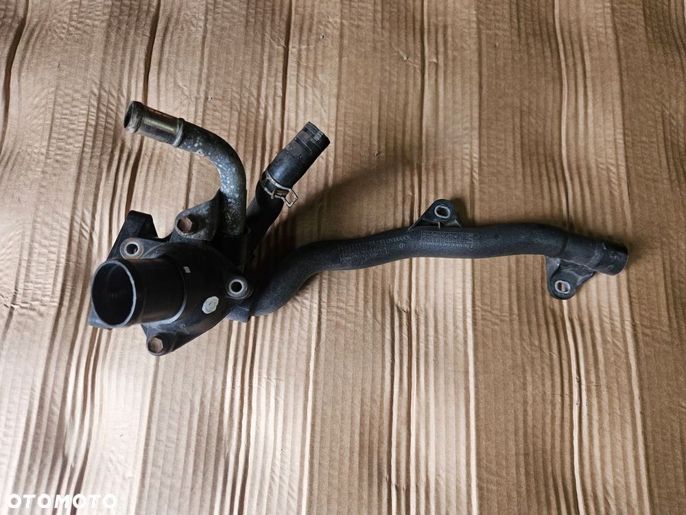 TOYOTA AVENSIS T27 D4D VERSO 09-17 OBUDOWA TERMOSTATU - 1