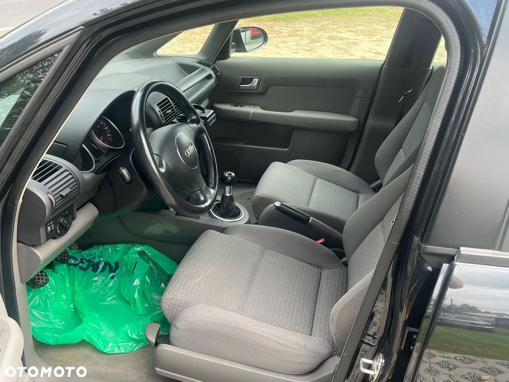 Audi A2 1.4 - 9