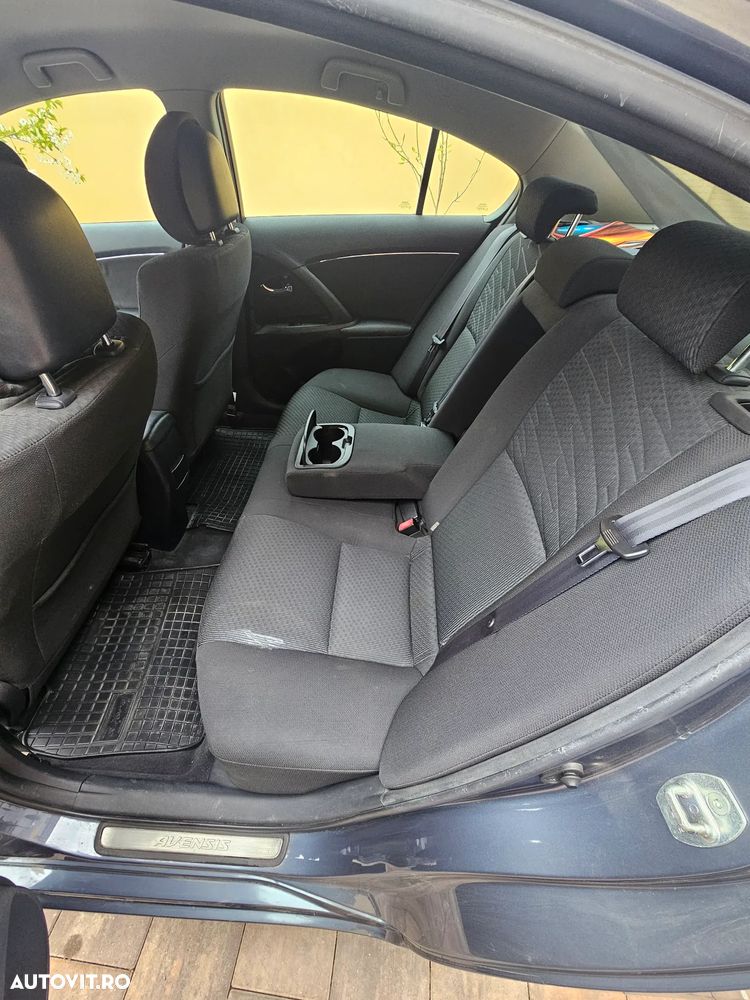 Toyota Avensis 1.8 Multidrive Edition - 7