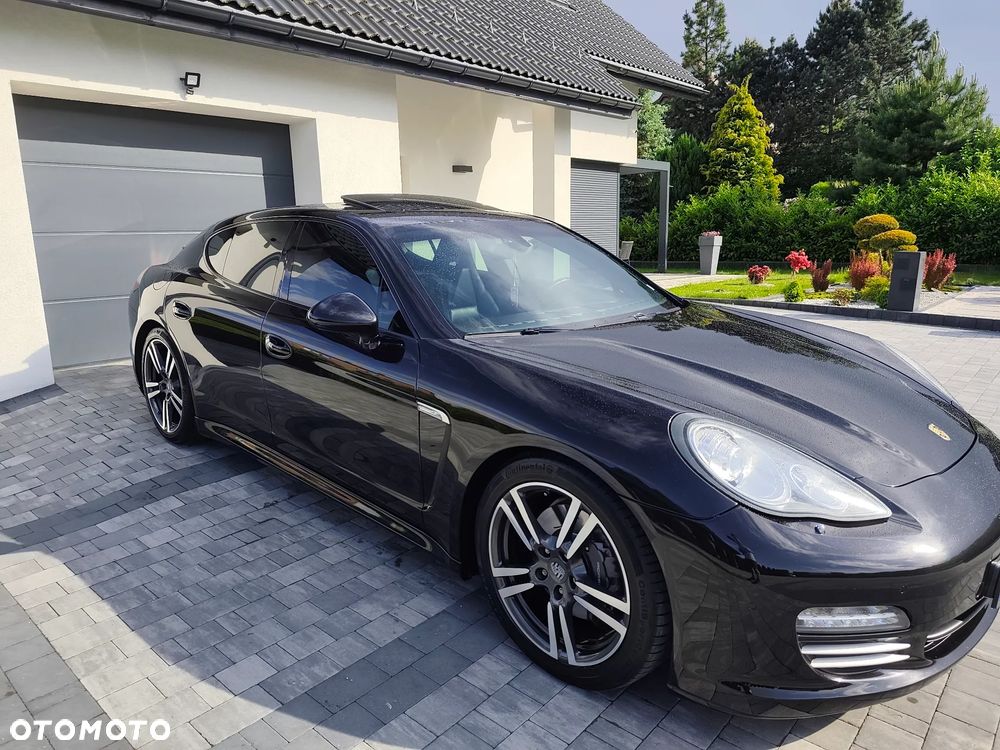 Porsche Panamera 4 PDK - 3