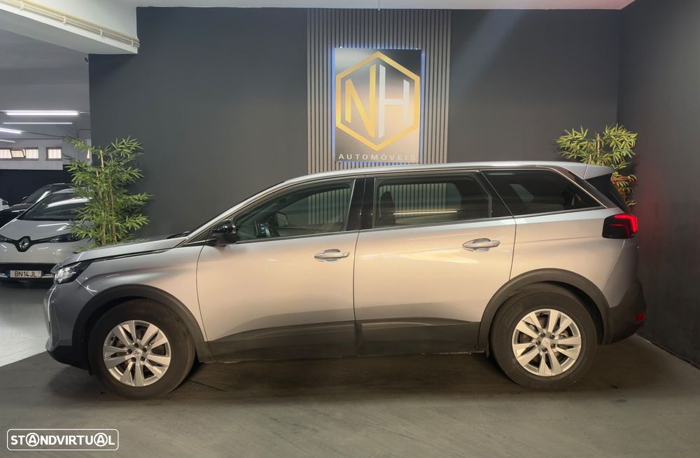Peugeot 5008 - 3