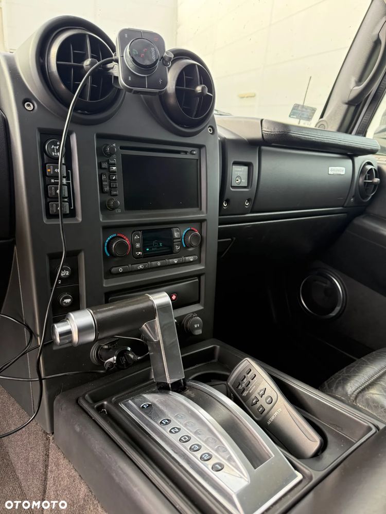 Hummer H2 6.0 V8 - 21