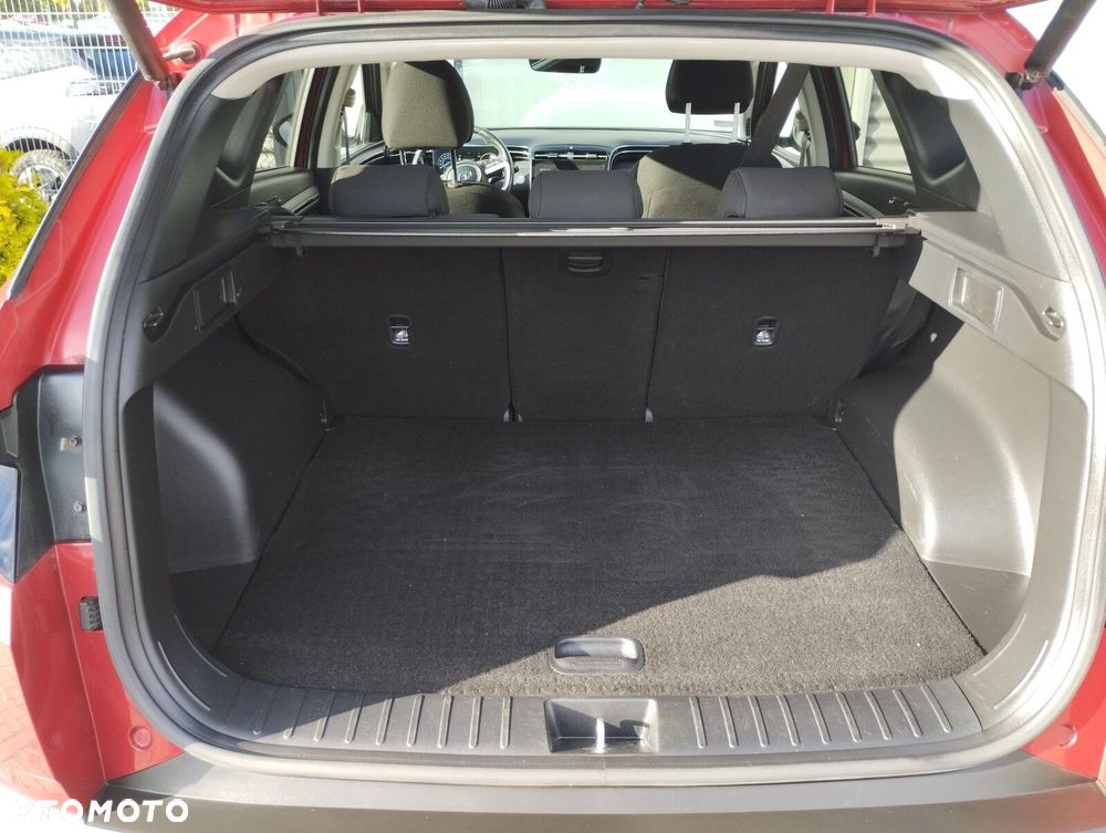 Hyundai Tucson 1.6 T-GDi HEV Executive 2WD - 19