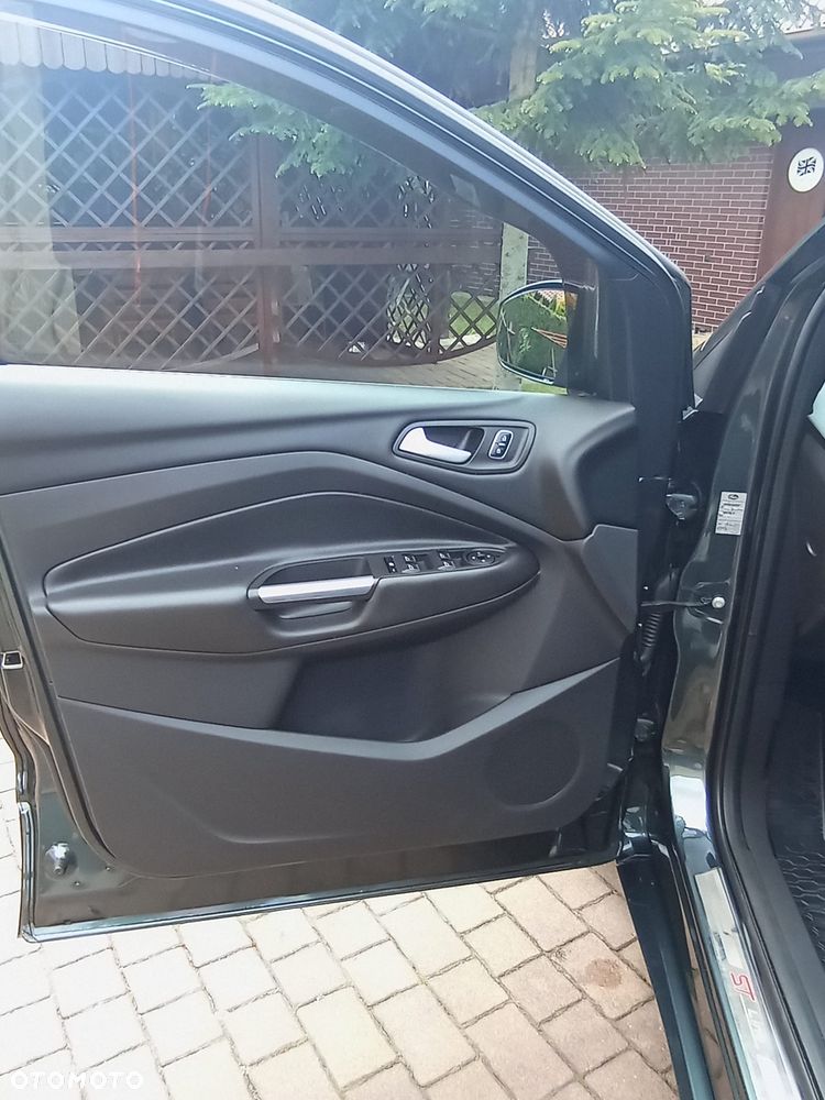 Ford Kuga 2.0 TDCi FWD ST-Line - 12