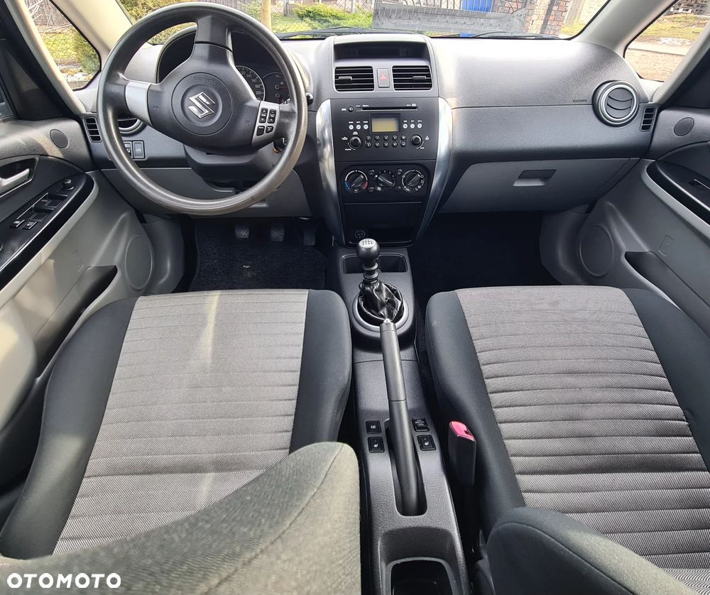 Suzuki SX4 1.9 DDiS 4WD GS / Premium - 12