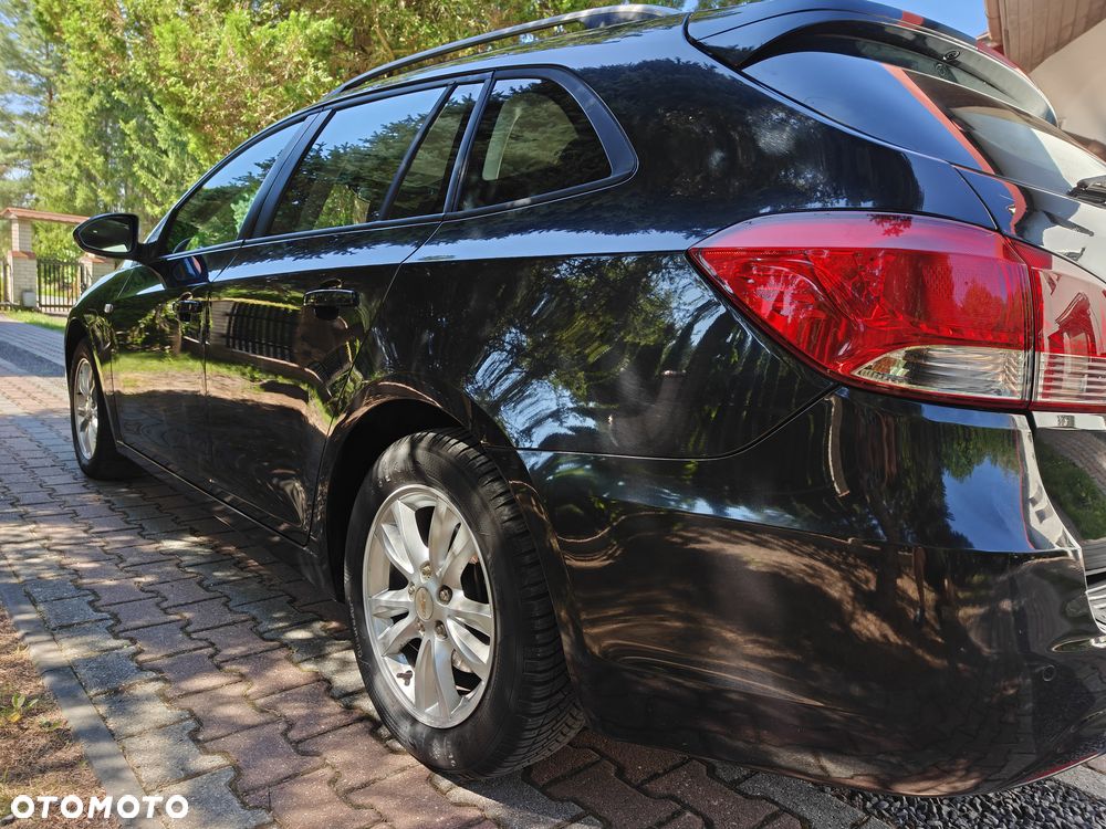 Chevrolet Cruze - 14