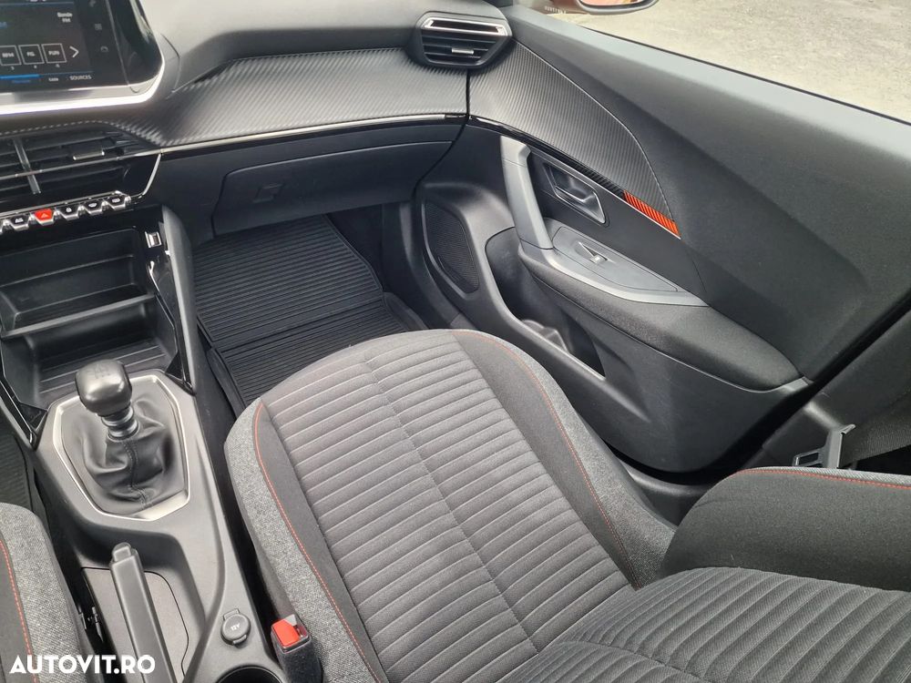 Peugeot 2008 BlueHDi 100 STOP & START Allure - 14