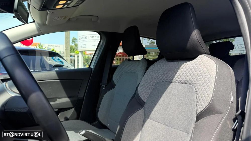 Renault Clio 1.0 TCe Evolution - 9