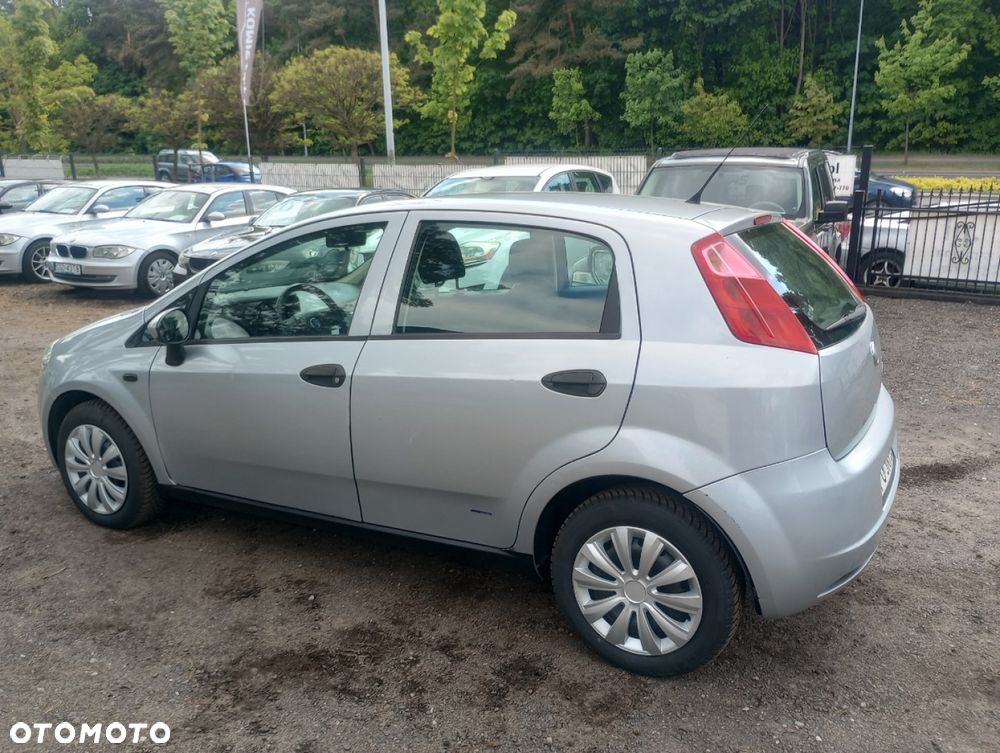 Fiat Grande Punto - 6