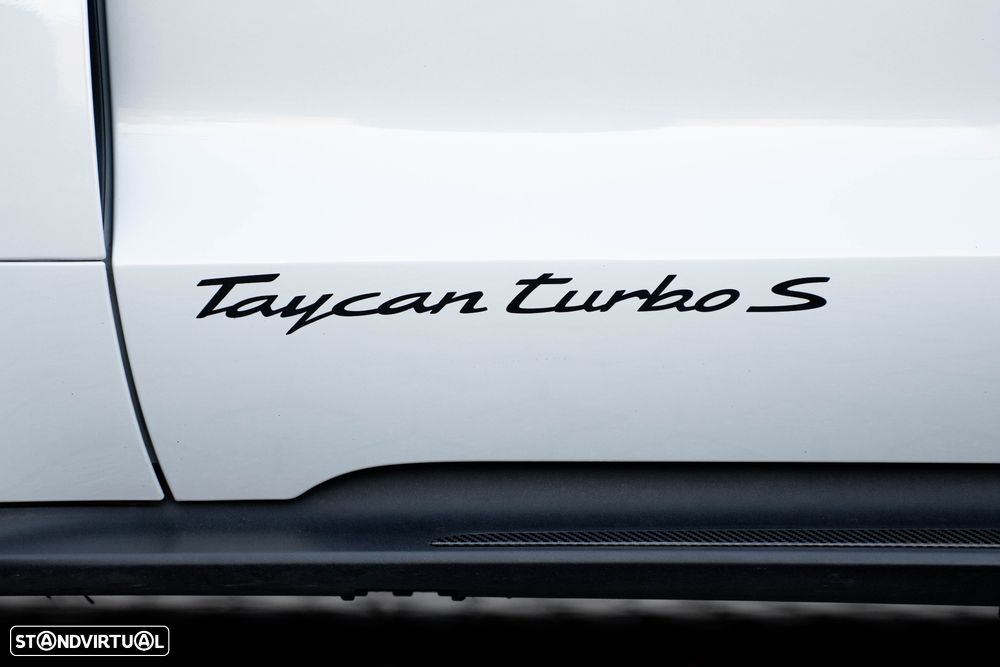 Porsche Taycan Sport Turismo Turbo S - 29