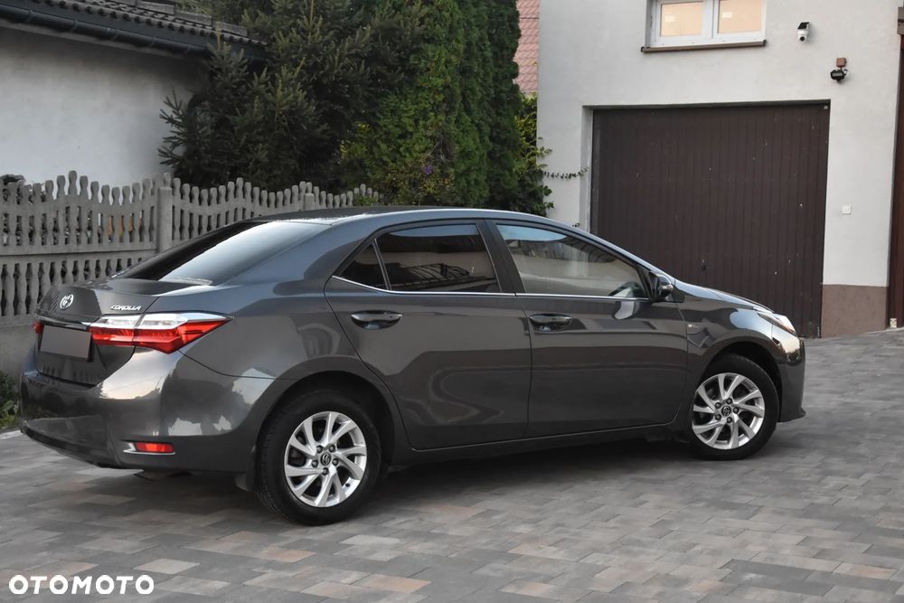 Toyota Corolla 1.6 Premium MS - 10