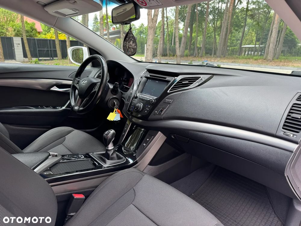 Hyundai i40 Kombi blue 1.7 CRDi Premium - 36