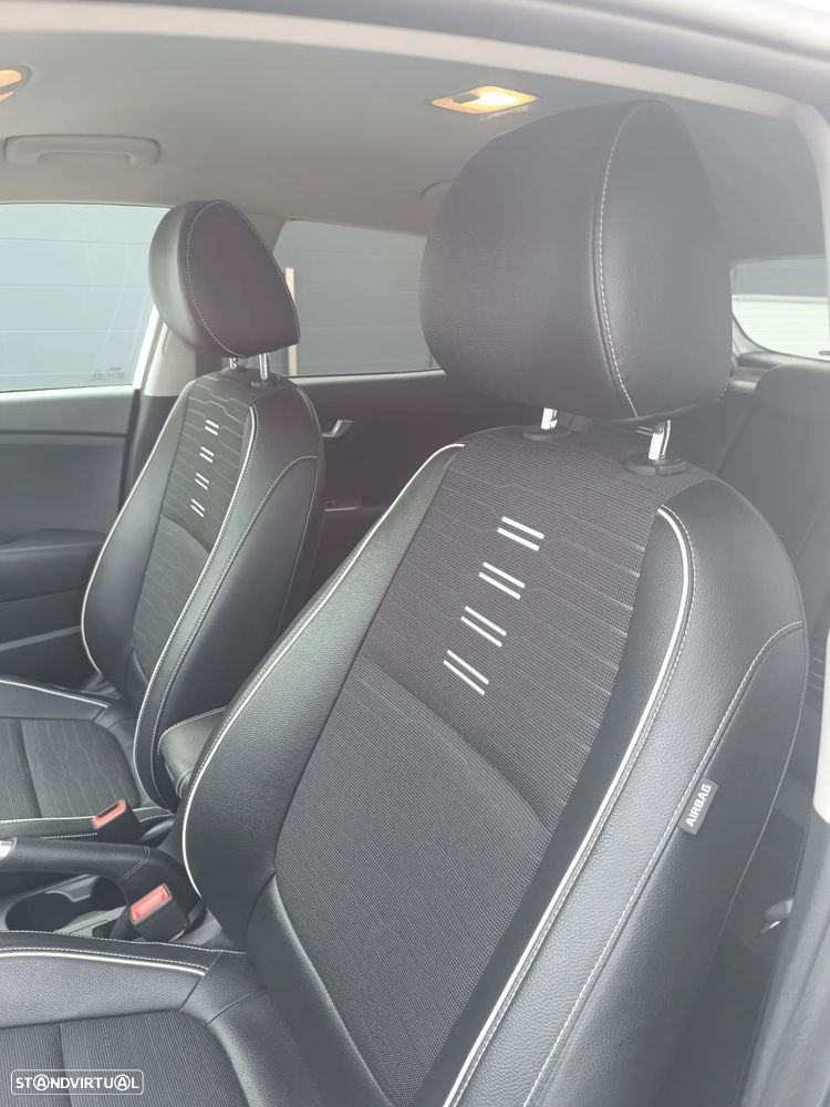Kia Stonic - 19
