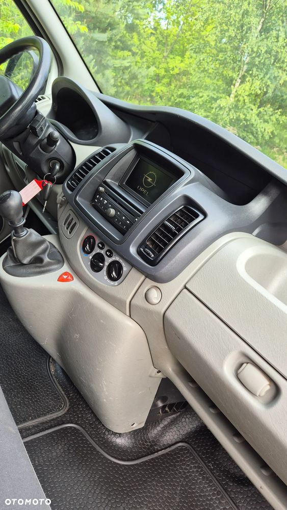 Opel Vivaro - 6