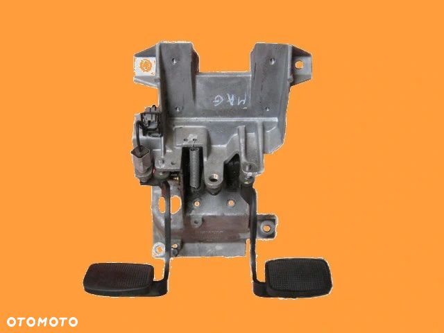 RENAULT MAGNUM DXI PODSTAWA PEDAŁÓW PEDAŁY MANUAL - 1