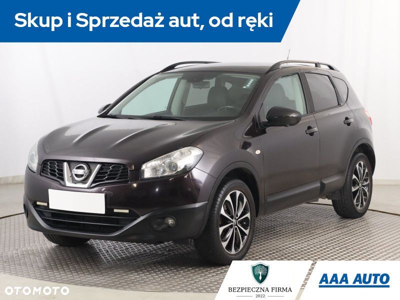 Nissan Qashqai - 2
