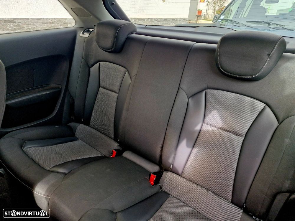 Audi A1 1.6 TDI S line Sport Pack - 14
