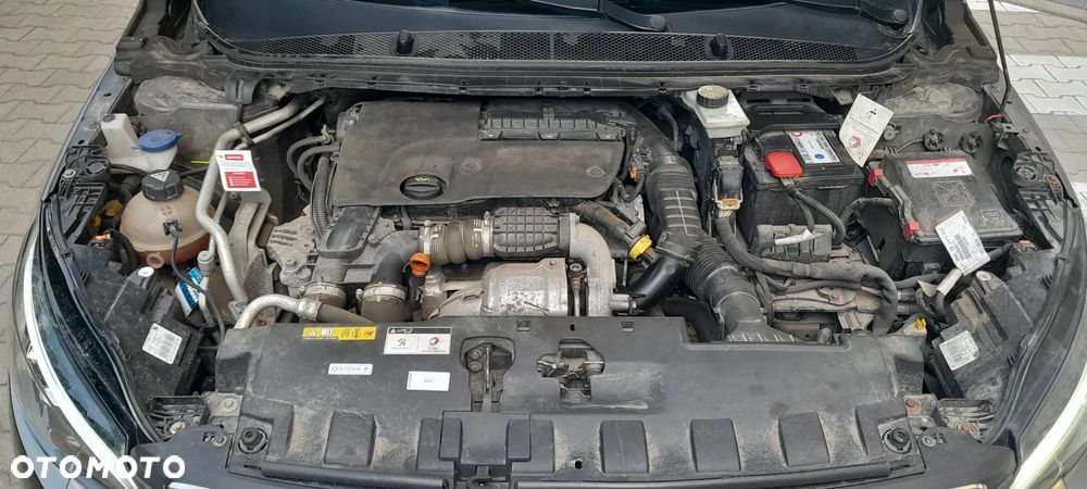 Peugeot 308 1.6 BlueHDi Active S&S EAT6 - 12