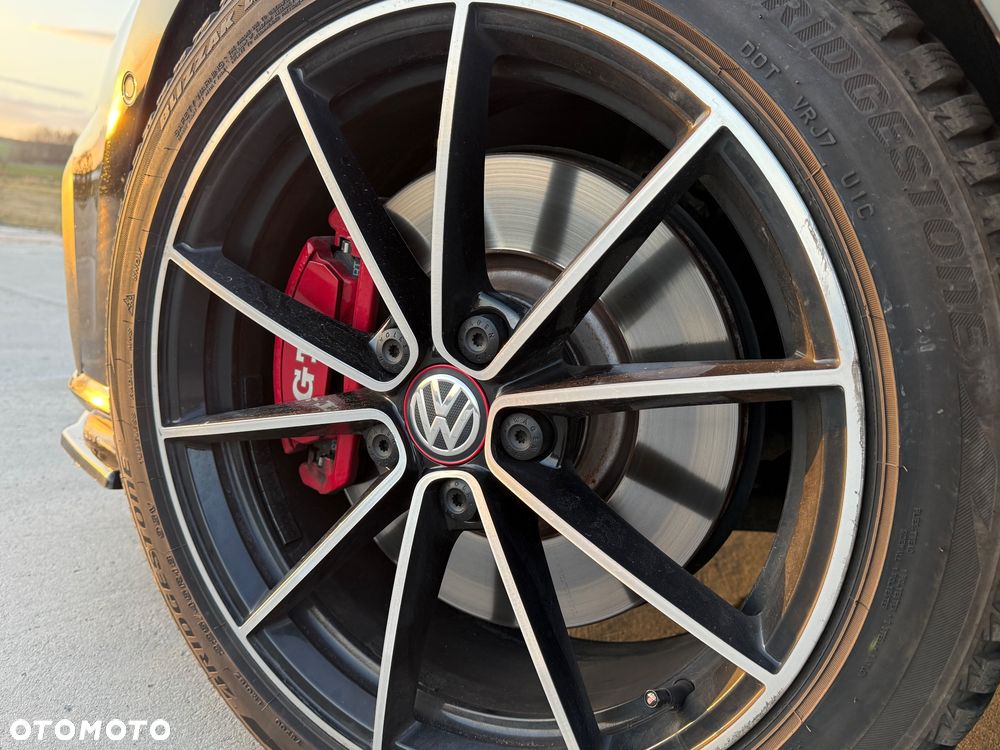 Volkswagen Golf 2.0 TSI OPF DSG GTI - 7