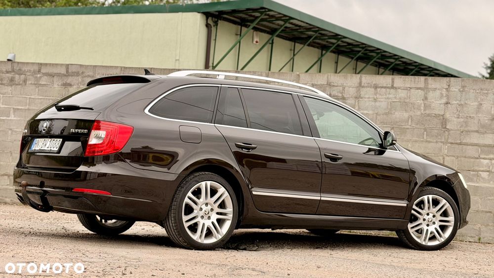 Skoda Superb 2.0 TDI DSG Exclusive - 20