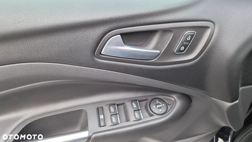 Ford Kuga 2.0 TDCi 4x4 Titanium - 30