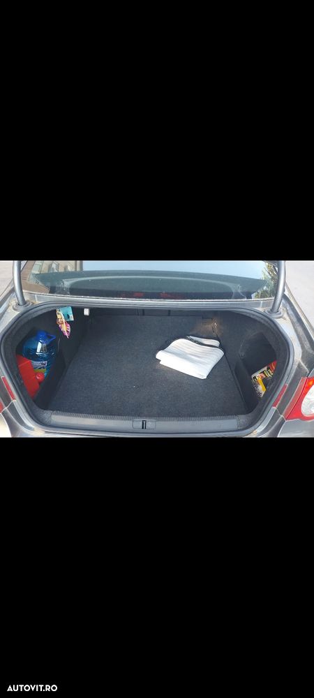 Volkswagen Passat - 3