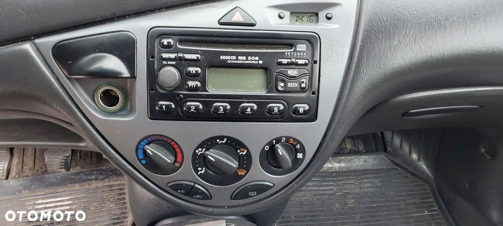 Ford Focus Ambiente - 9