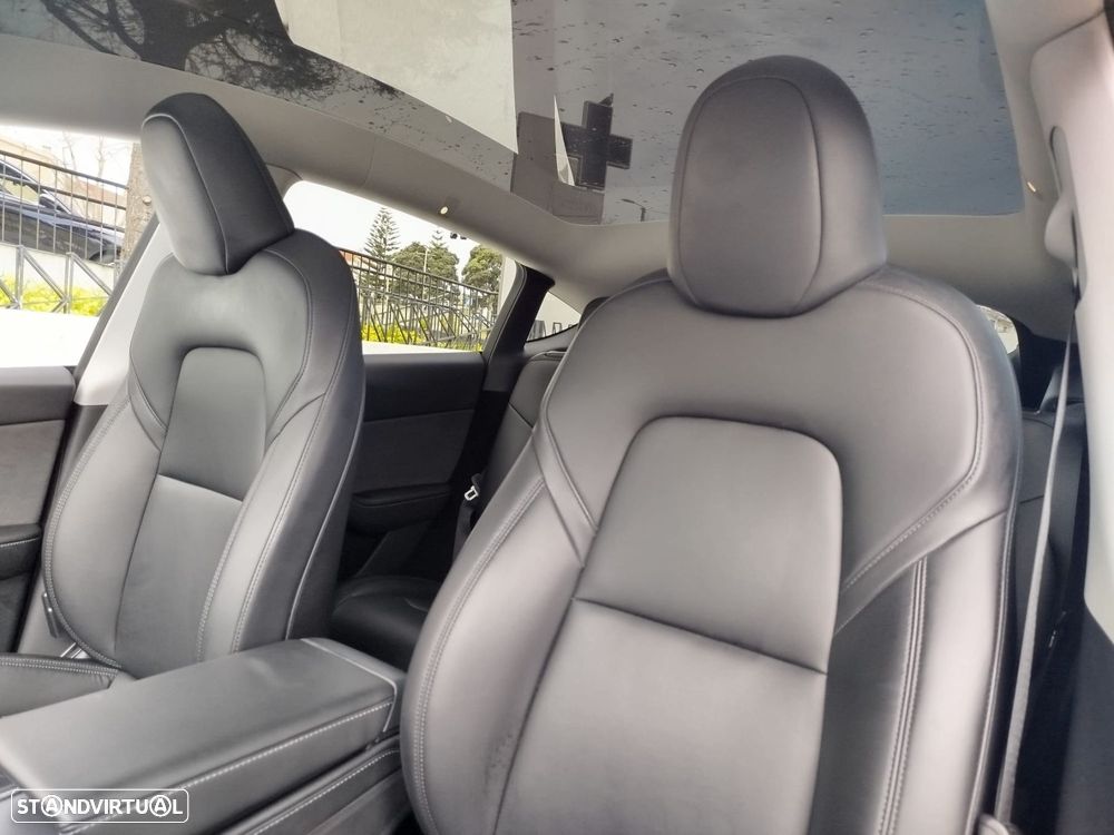 Tesla Model Y Tração Traseira - 32