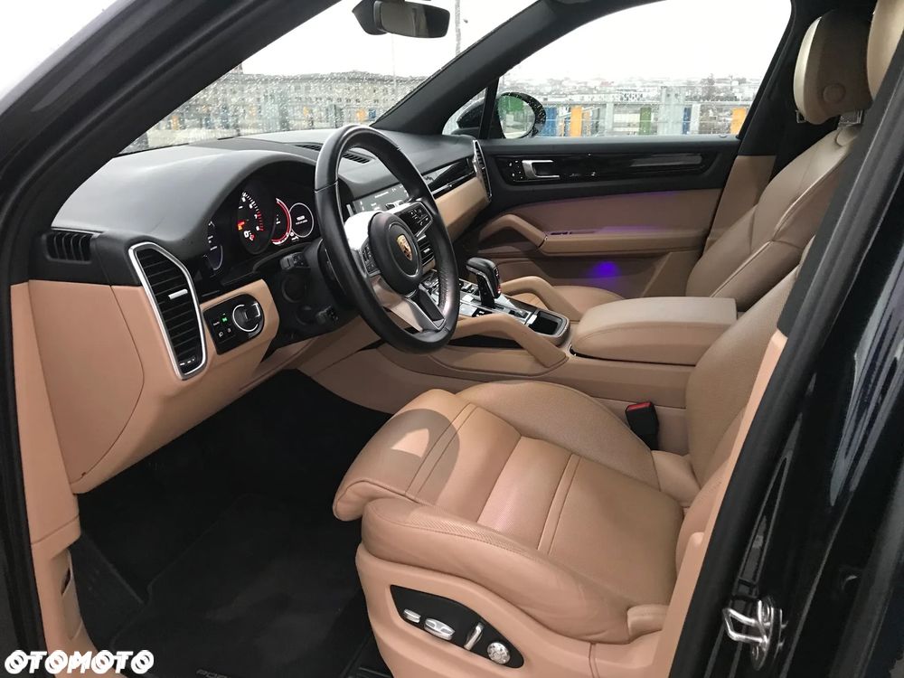 Porsche Cayenne Platinum Edition - 20
