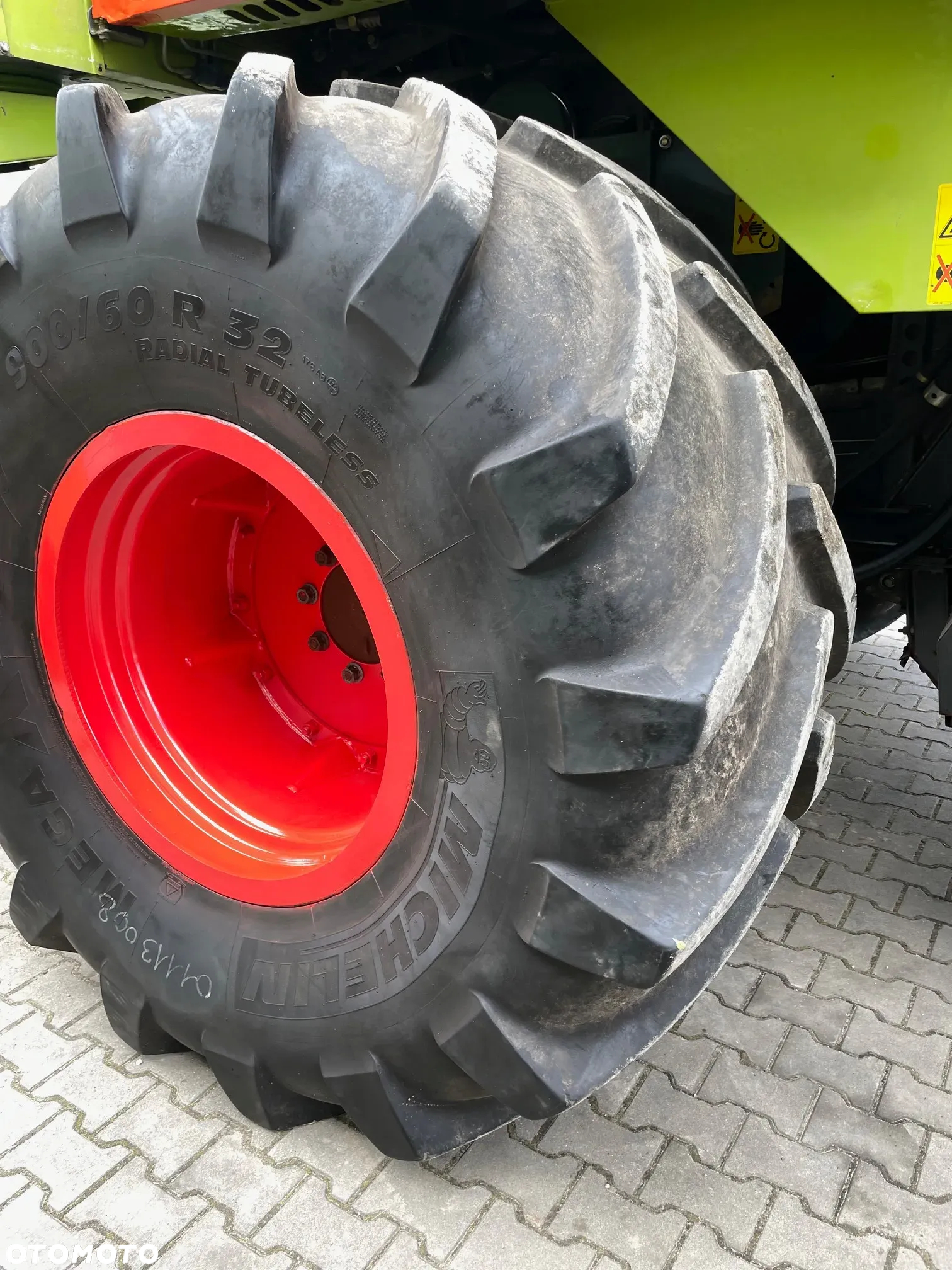Claas Mega 204 II - 8