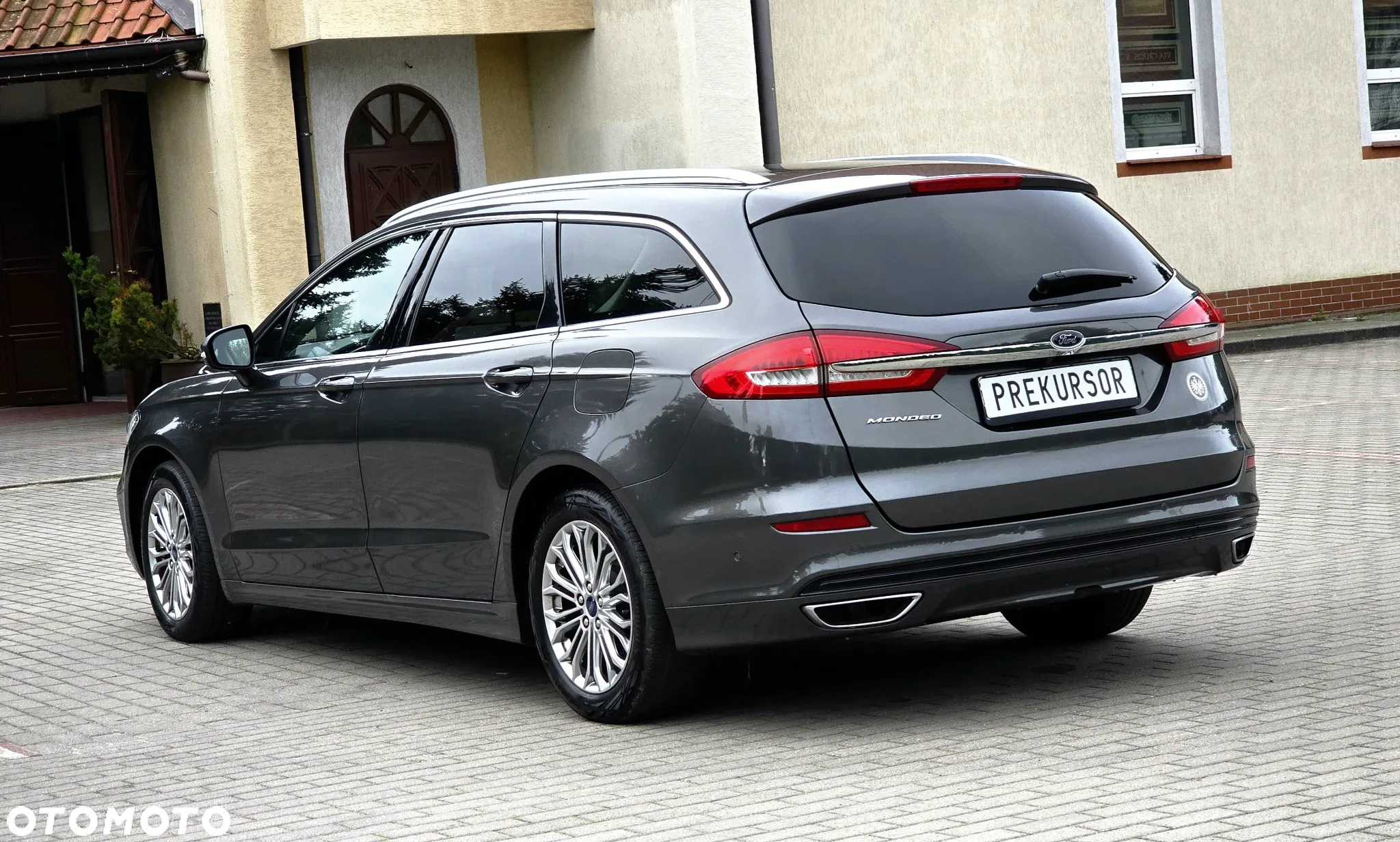 Ford Mondeo 2.0 EcoBlue Titanium - 14