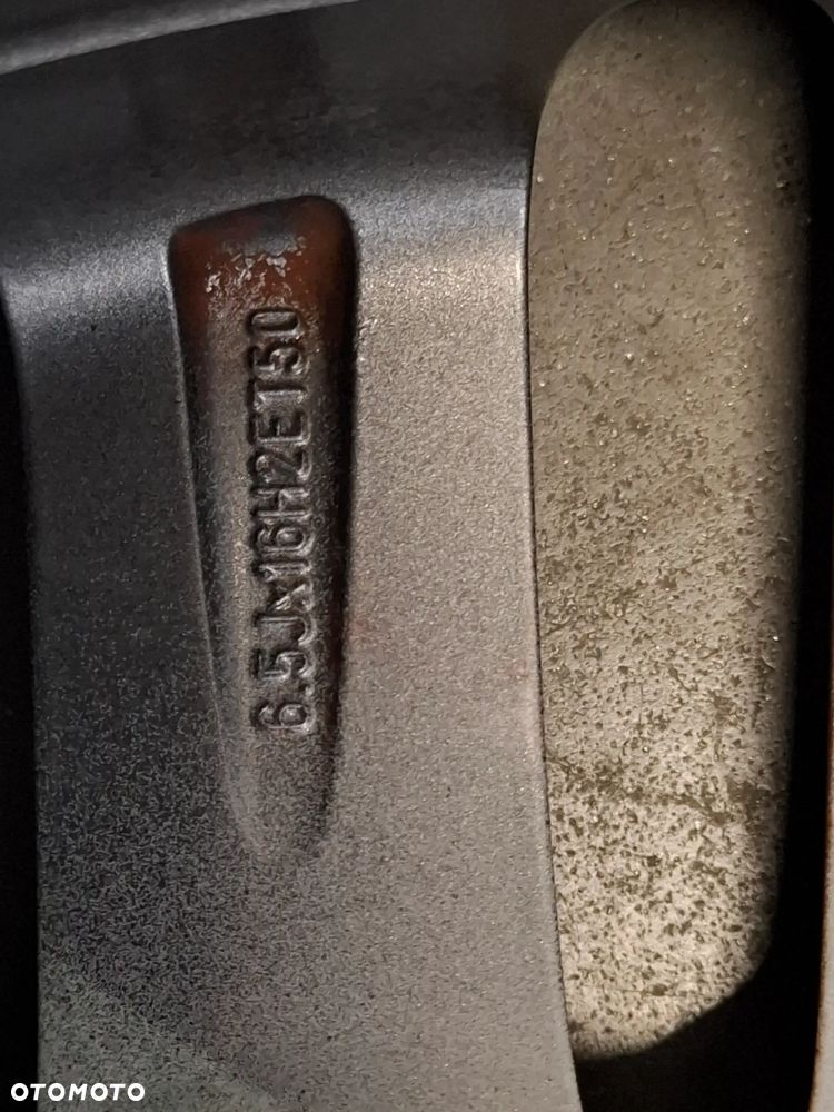 Alufelgi koła Volkswagen Golf VI rok 2011 rozmiar 16/ ET46 / 6,5J / 5x112 / 57,1 z oponami 205/55/R16 bieżnik opon 2x6 mm  2x5 mm nr 1k0601025BM - 9