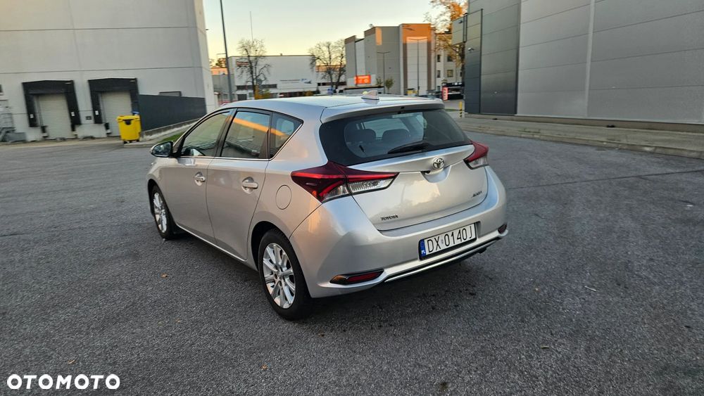 Toyota Auris 1.6 Comfort - 21