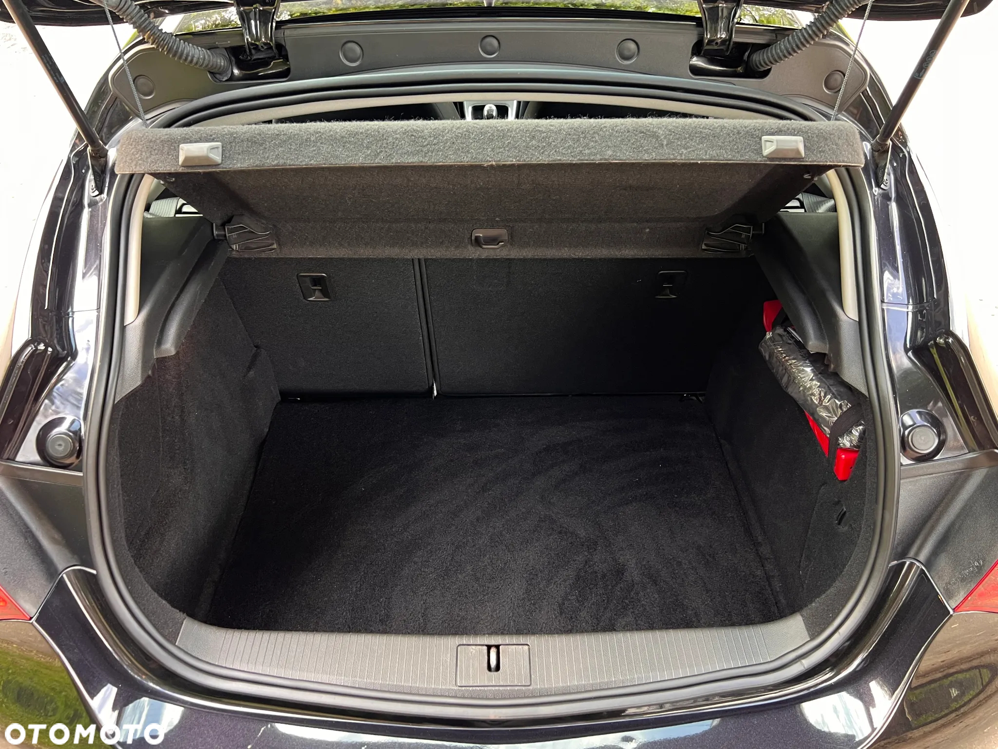 Opel Astra IV 1.4 T Sport - 34