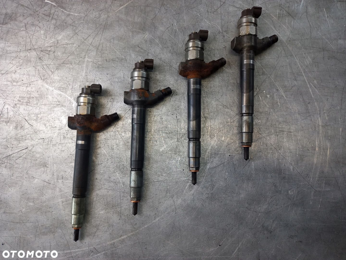 WTRYSKIWACZ DENSO 095000-5801 CITROEN JUMPER II 2.2HDI - 1