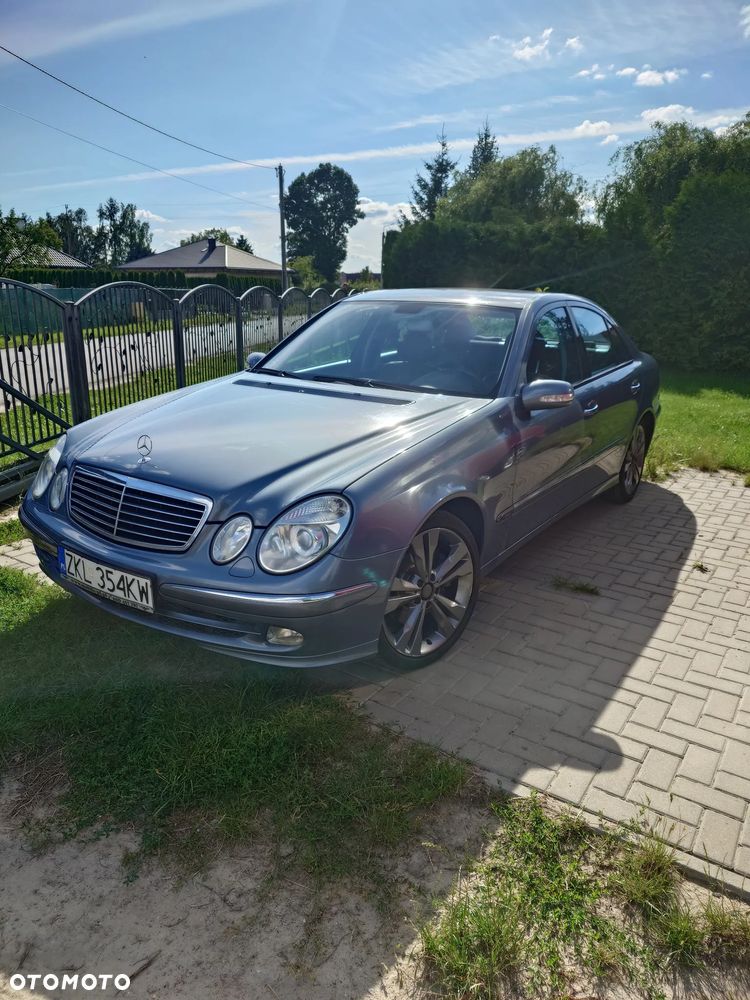 Mercedes-Benz Klasa E 240 Avantgarde - 1